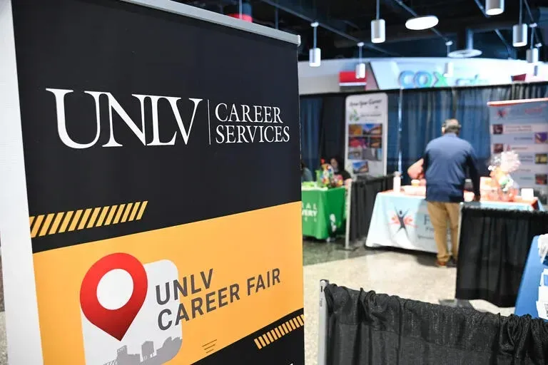 6 Effective Ways to Engage Alumni in Career Preparation for Student Success Career Interests