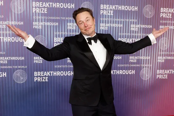 Elon Musk's Brutal Truth: AI Will Wipe Out Desk Jobs First – And Your Generation Is Most at Risk